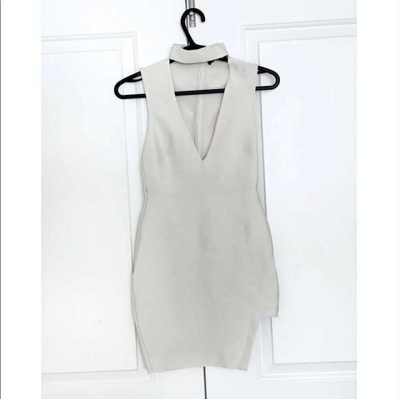 🔥Missguided White Choker V Neck Bandage Dress - Picture 2 of 4